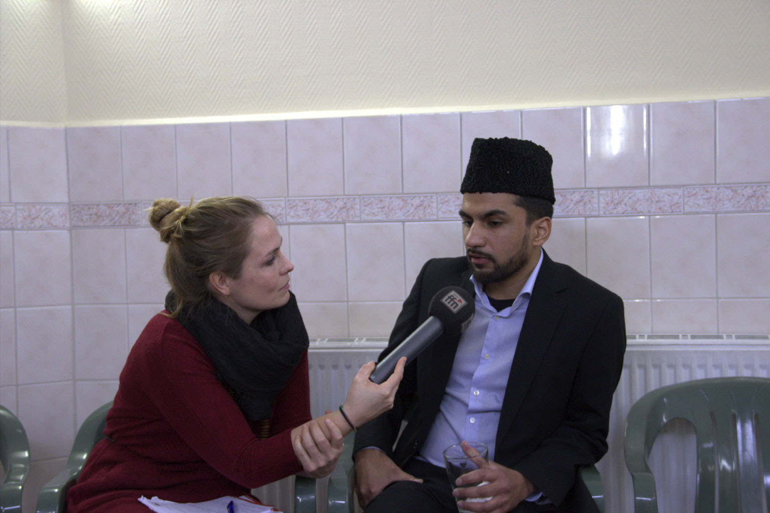 Pressefrühstück in FazleOmar Moschee in Hamburg Ahmadiyya Muslim